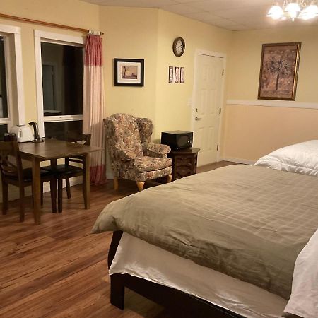 Chilwack Mountain One Bedroom Chilliwack Buitenkant foto